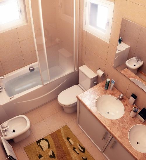 Светлая совмещенная ванная комната