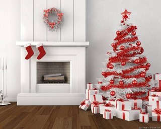 Вариант украшения новогодней белой елки
