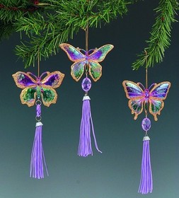 Вариант украшения новогодней елки бабочками